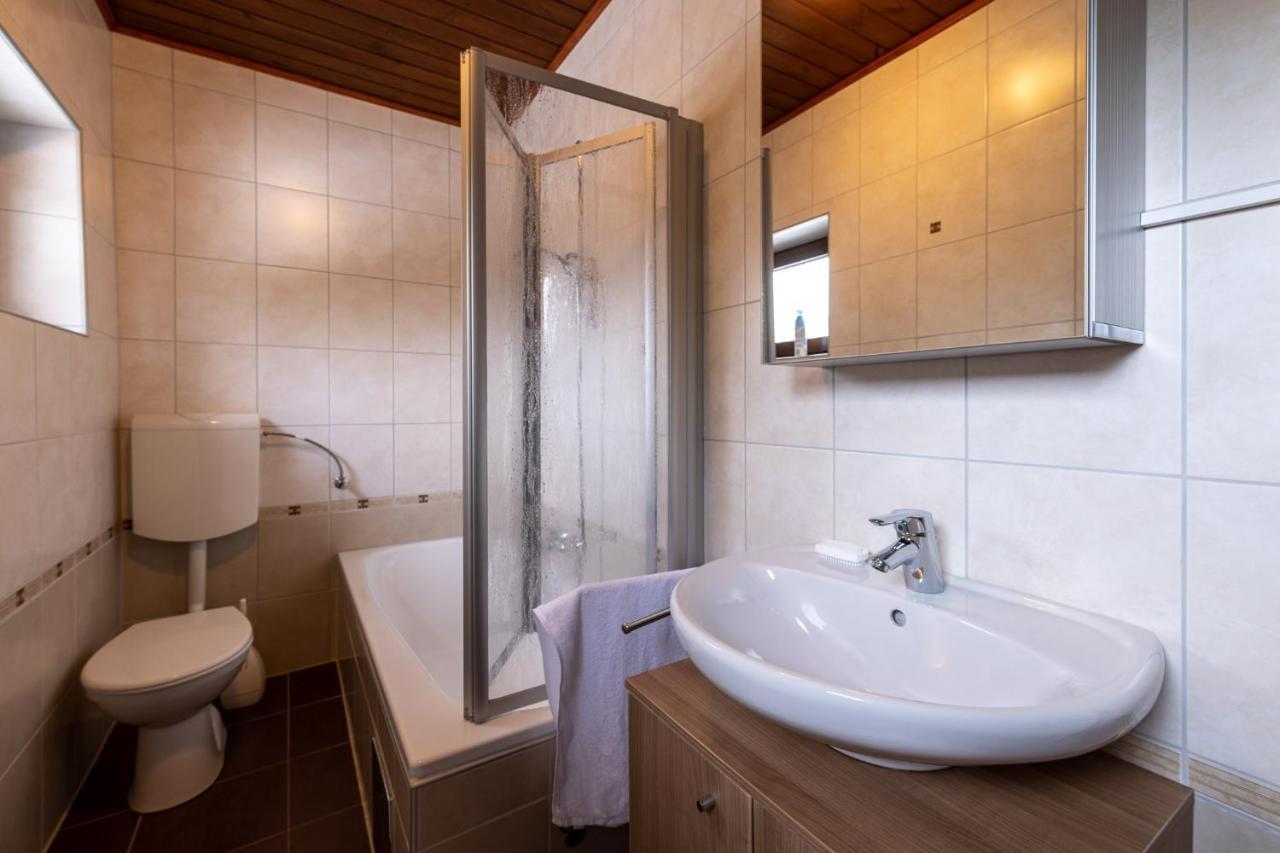 Ferienhaus Mooshuben Apartment มาเรียตเซลล์ ภายนอก รูปภาพ